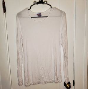White Cherokee underscrub shirt